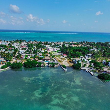 Hidden Treasure Vacation Home Blue Bay Cottage Caye Caulker Bagian luar foto