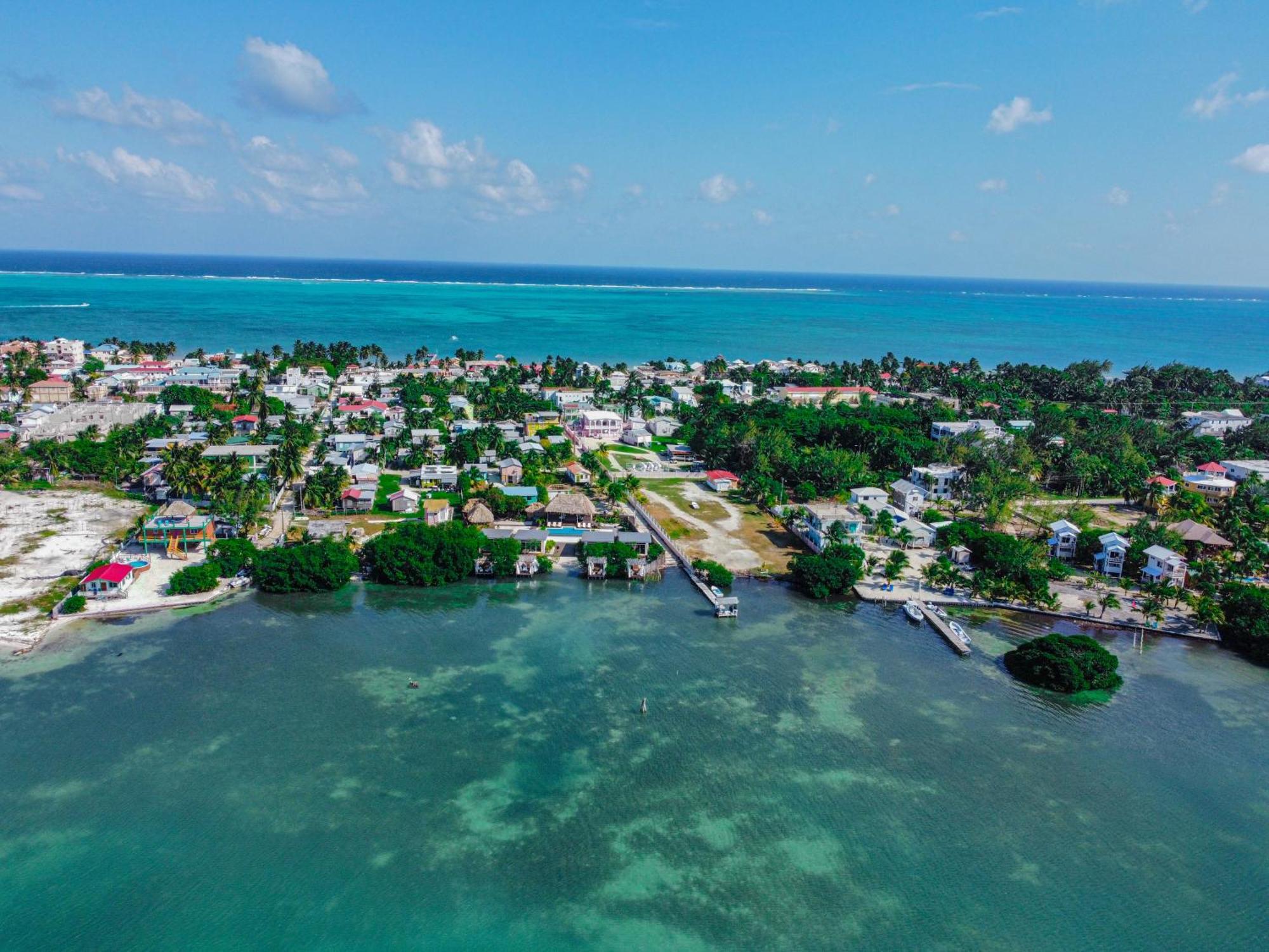 Hidden Treasure Vacation Home Blue Bay Cottage Caye Caulker Bagian luar foto