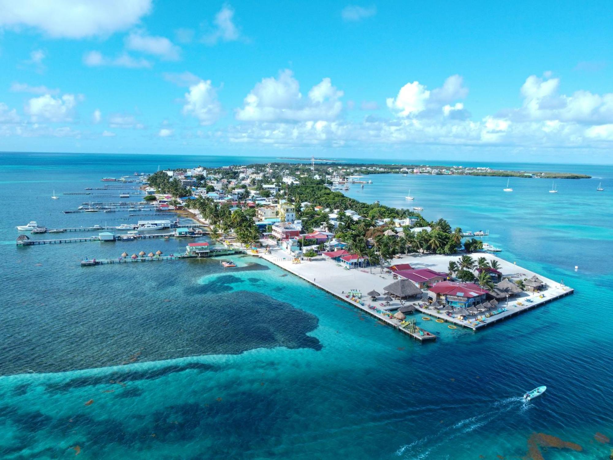 Hidden Treasure Vacation Home Blue Bay Cottage Caye Caulker Bagian luar foto