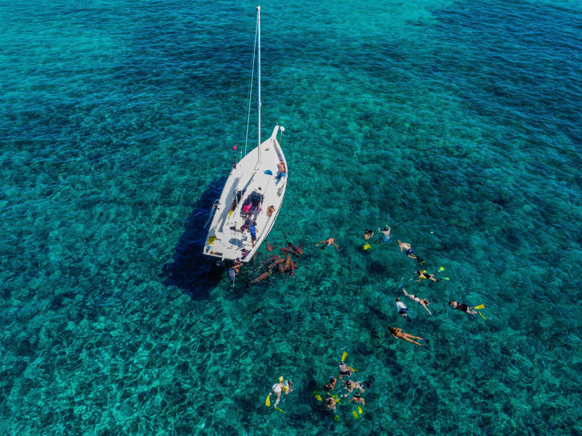 Hidden Treasure Vacation Home Blue Bay Cottage Caye Caulker Bagian luar foto